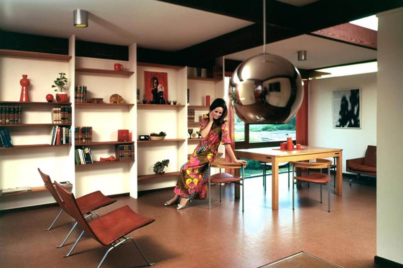Interior_1960's-photograph